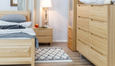 Łóżko bukowe – uniwersalne rozwiązanie do każdej sypialni