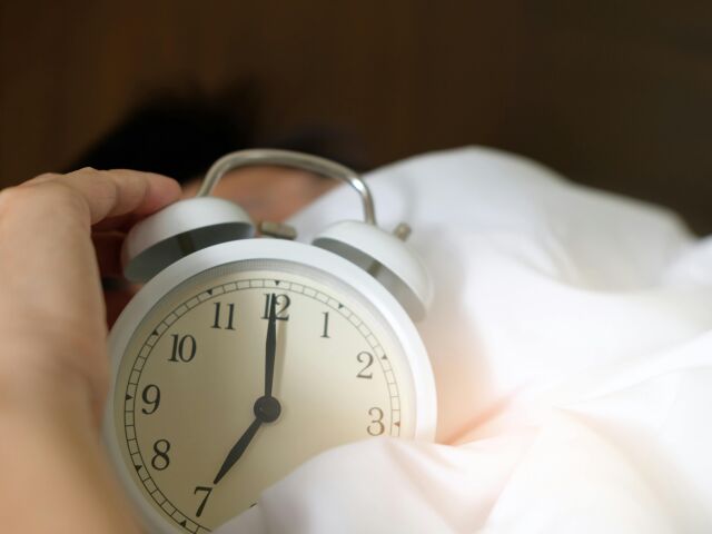 Jakie są fazy snu, ile trwają i jakie mają znaczenie?
